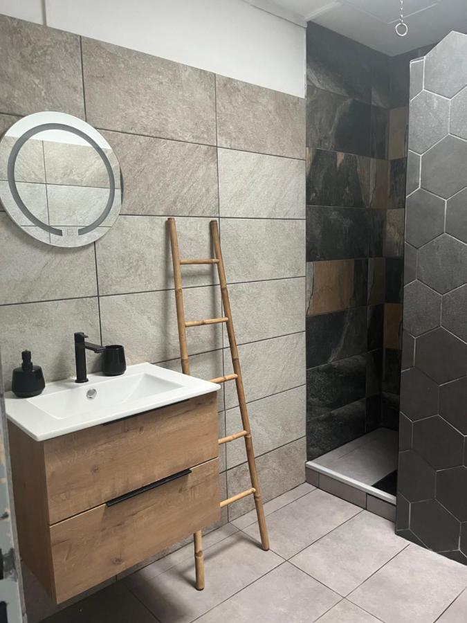 Apartament Lana Saint-Denis Zewnętrze zdjęcie