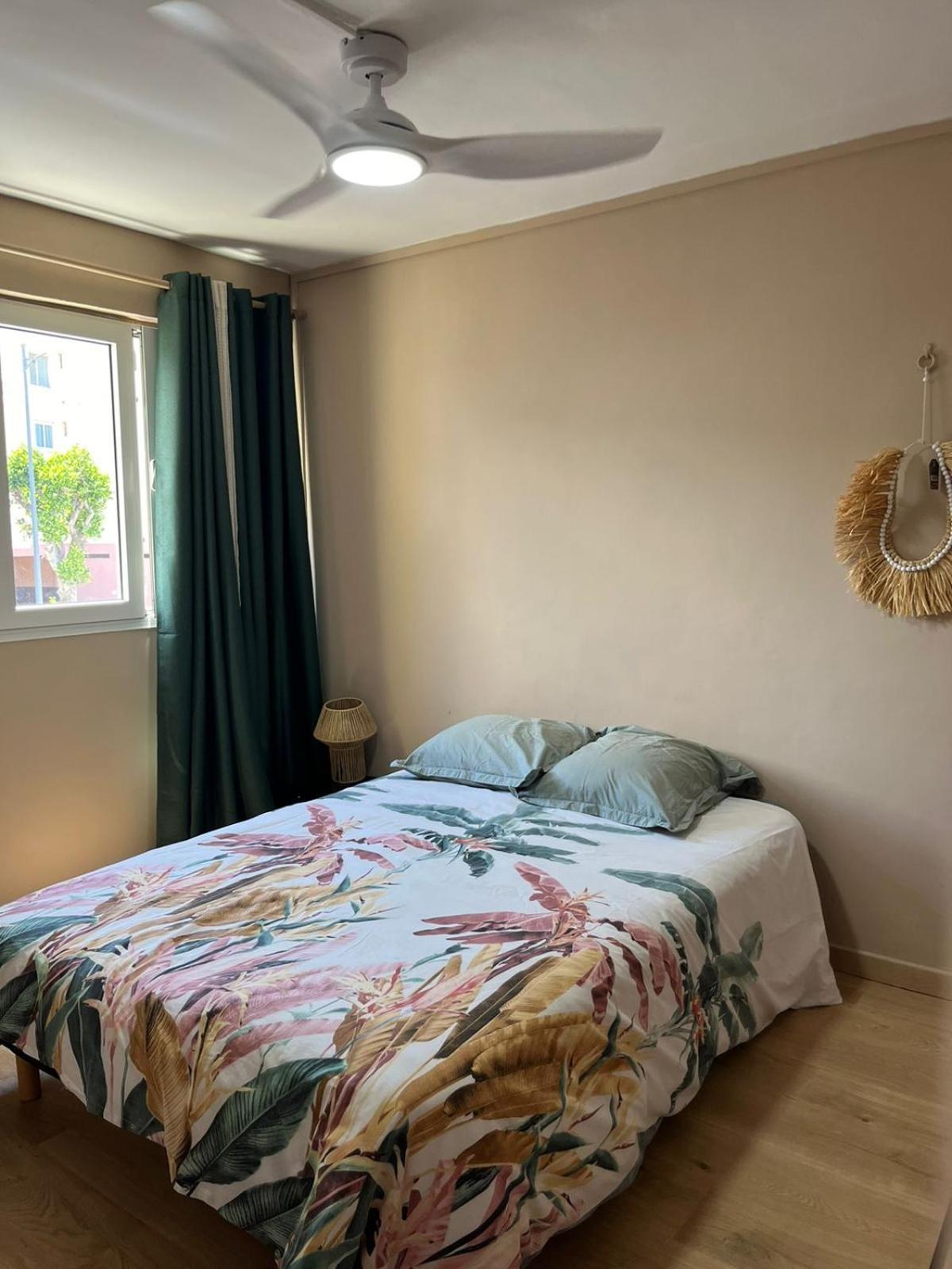 Apartament Lana Saint-Denis Zewnętrze zdjęcie