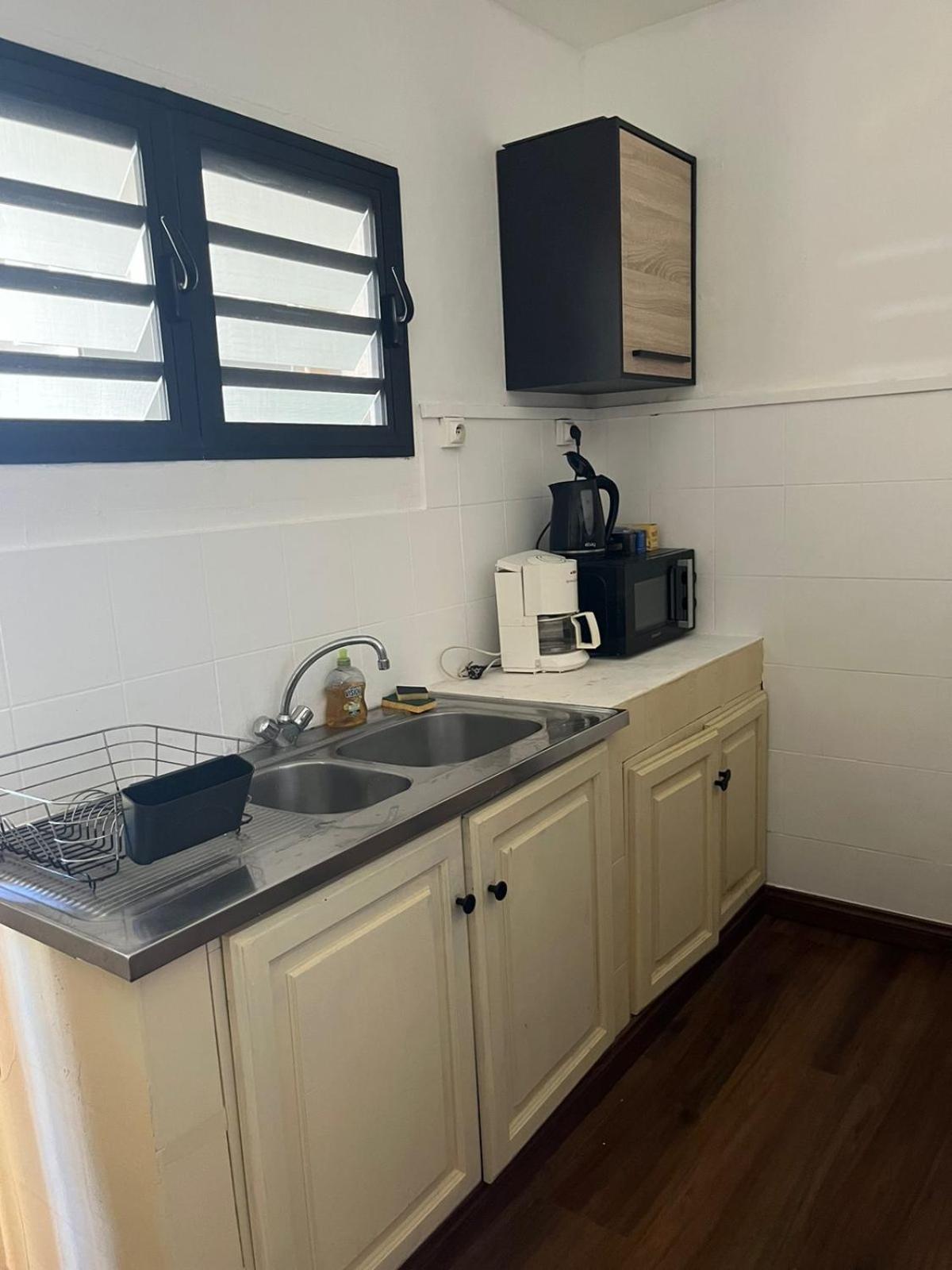 Apartament Lana Saint-Denis Zewnętrze zdjęcie